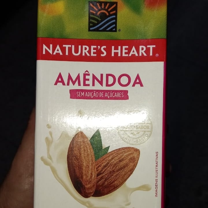 photo of Nature's Heart Leite De Amêndoa shared by @caauge on  11 May 2022 - review