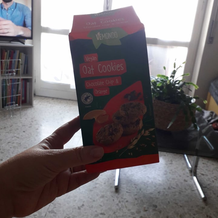 photo of Vemondo  Oat cookies - Choc Chunks and Orange shared by @lagio on  27 Oct 2022 - review