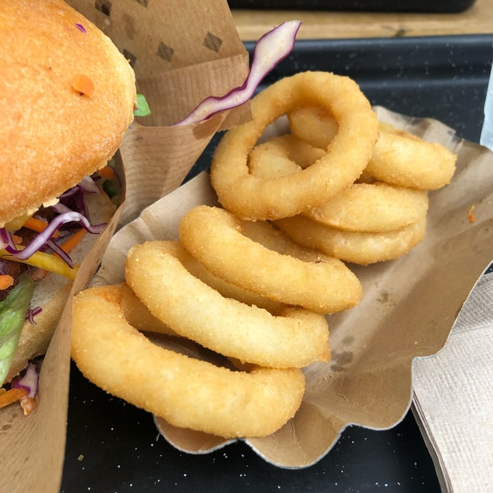 photo of Swing Kitchen Cheese Burger shared by @beatricevercesi on  08 Jan 2022 - review