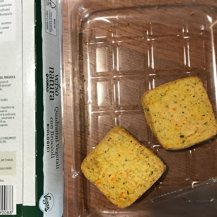 review photo of Verso Natura Conad Veg Quadratini vegetali con broccoli biologici shared by @veggiesara on 14 Oct 2022 - review