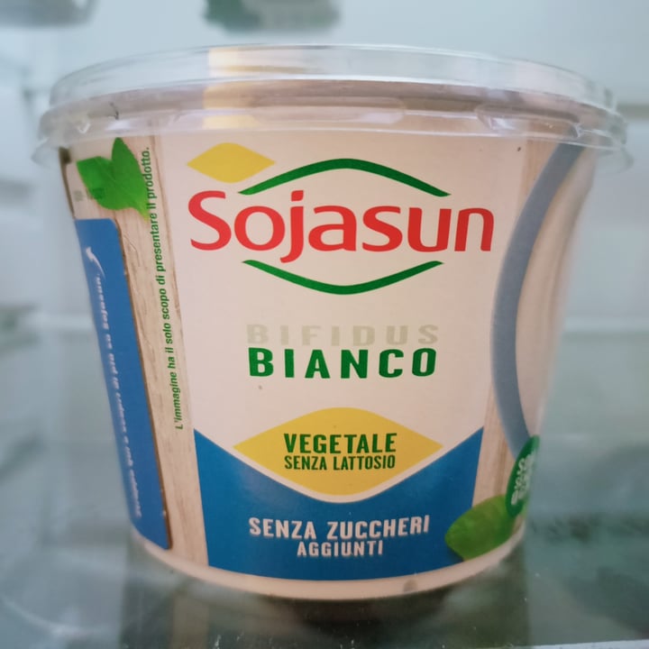 photo of Sojasun Bifidus Bianco Senza Zuccheri Aggiunti shared by @artisticale on  14 Mar 2022 - review