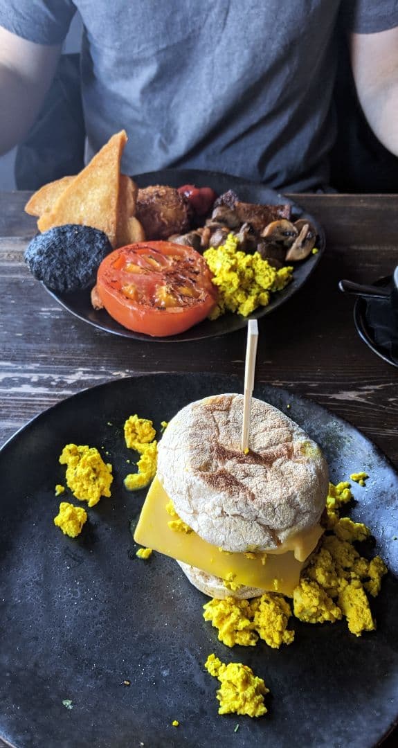 菜肴“Sausage and Egg MakeMuffin”的照片