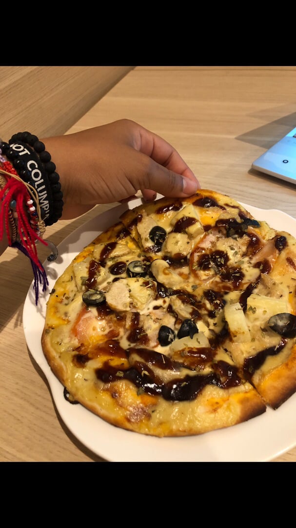 photo of WS Deli Experience Store Bbq Chicken Pizza shared by @nathz on  12 Oct 2019 - review