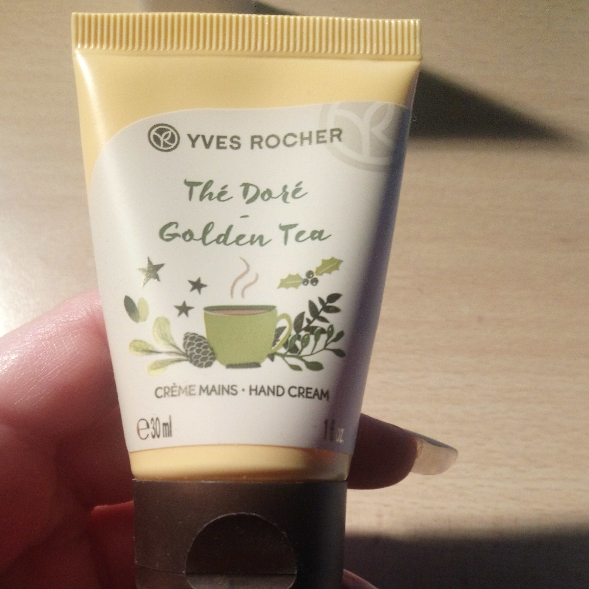Yves rocher Golden tea hand cream Reviews | abillion