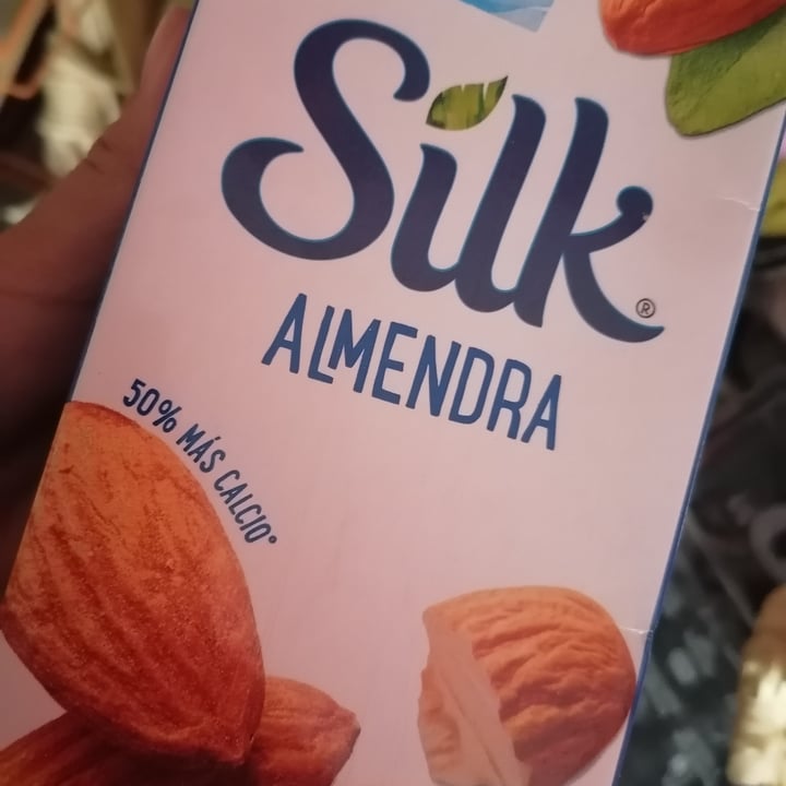 photo of Silk Almendra Sin Azúar 50% Más Calicio shared by @lupitadiaz on  07 Oct 2021 - review