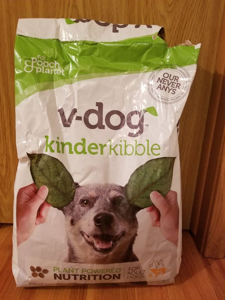 photo of v-dog v-dog kind kibble 20 LB bag shared by @donoharm on  12 Nov 2018 - review