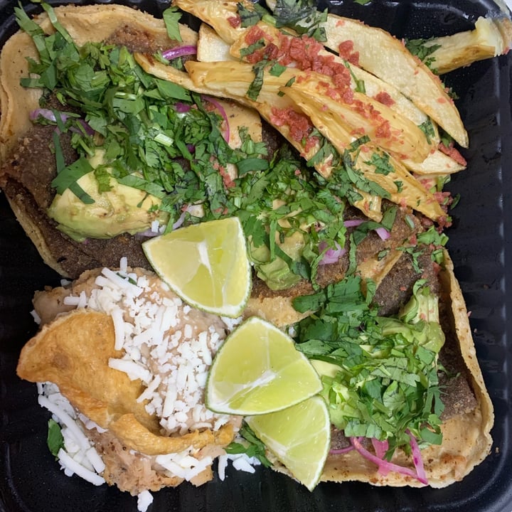 review photo of Lenyvegy Tacos de milanesa shared by @zoe11felps on 24 Nov 2021 - review