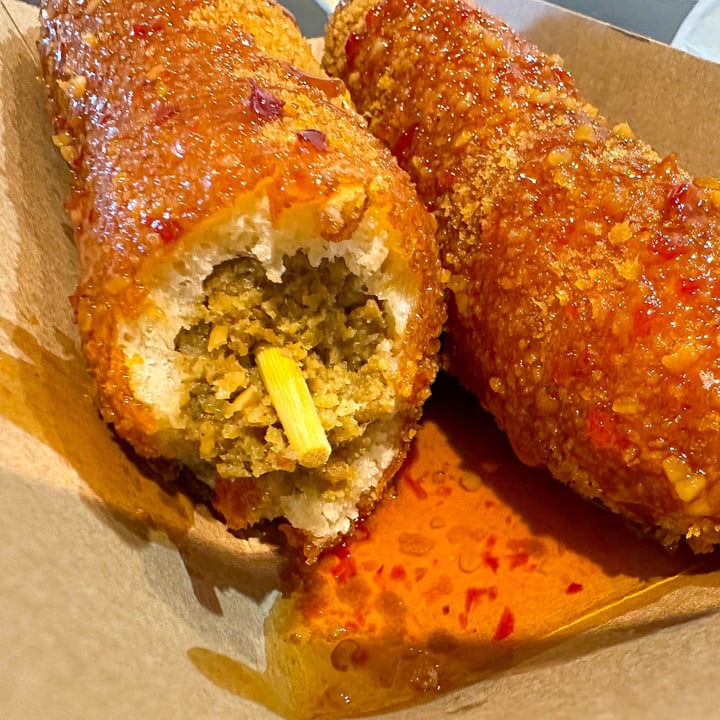 review photo of Chungchun Kogo Coreen Hotdog vegan shared by @vbolieuv on 30 Oct 2022 - review