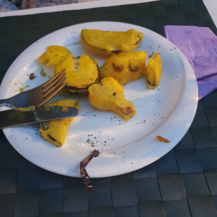 review photo of Nirvana Ristorante Firenze Tempura di verdura shared by @elenacelentano on 20 May 2022 - review
