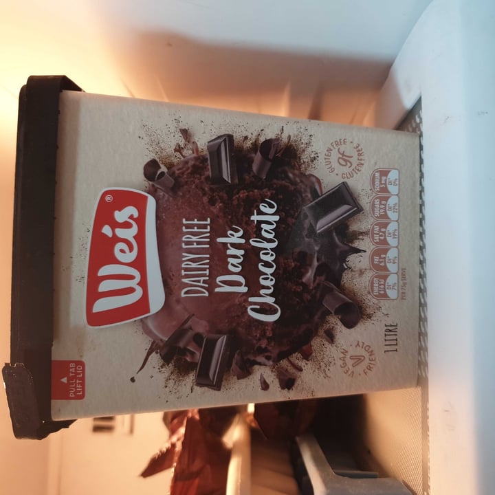 photo of Weis Dairy Free Dark Chocolate shared by @sakudevi21 on  07 Sep 2020 - review