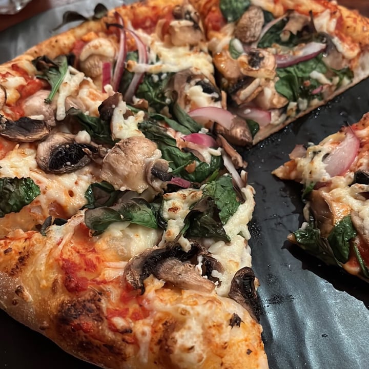 photo of Arkaba Hotel Mushroom Pizza shared by @shania8 on  05 Jul 2022 - review