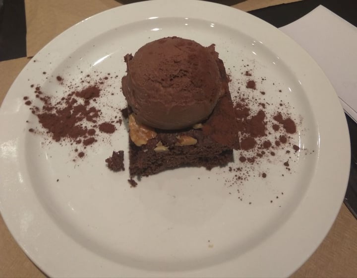 photo of Vegania Veggie Bar Carabanchel Brownie shared by @martate on  29 Apr 2020 - review