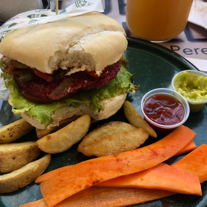 photo of Burger Green, Pereira Hamburgesa shared by @veganbohm on  23 Jan 2021 - review