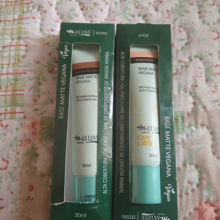 review photo of MAX LOVE make Up Studio Base Matte Vegana shared by @icrizeel on 05 Dec 2021 - review