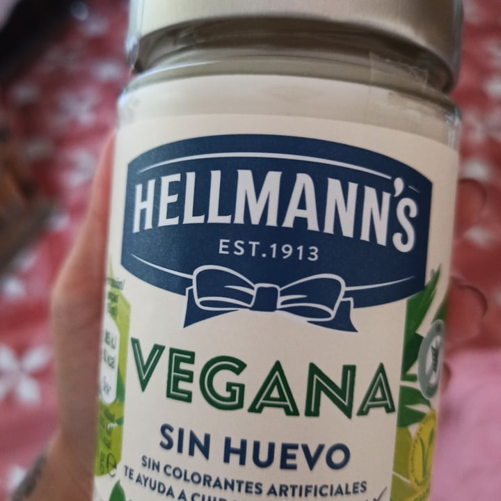 photo of Hellmann’s Hellman’s Vegan Mayonnaise shared by @earthling-23 on  01 Aug 2020 - review