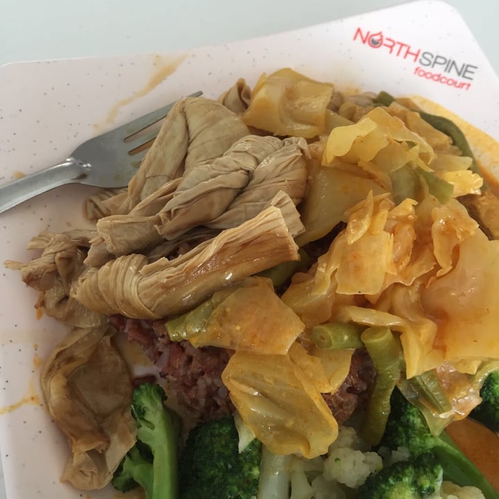 photo of North Spine Food Court Brown rice and 3 choices shared by @georgejacobs on  18 Oct 2018 - review