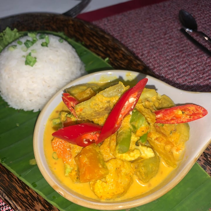 photo of Canvas & Orchids Retreat | Glamping in Cambodia Koh Kong Style Vegetable Curry with Steamed Rice shared by @tiascaz on  13 Jun 2022 - review