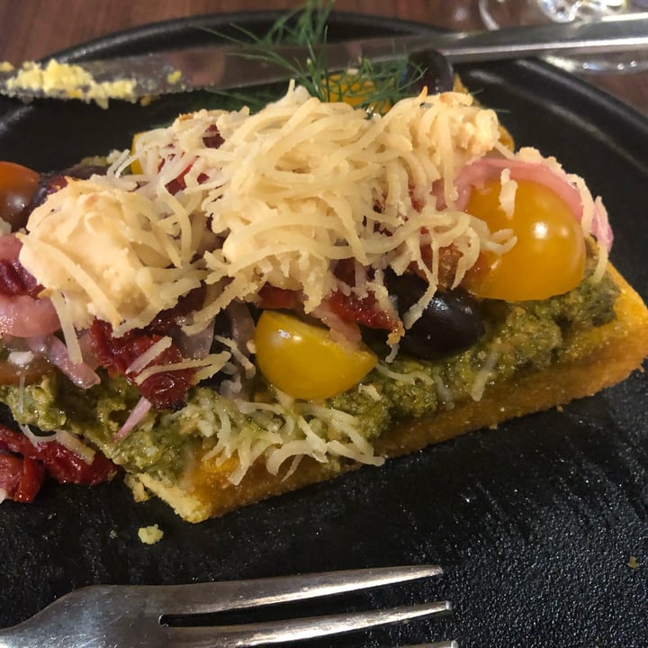 photo of Greenhouse Canteen & Bar Pizza Polenta shared by @wp on  15 Jan 2022 - review