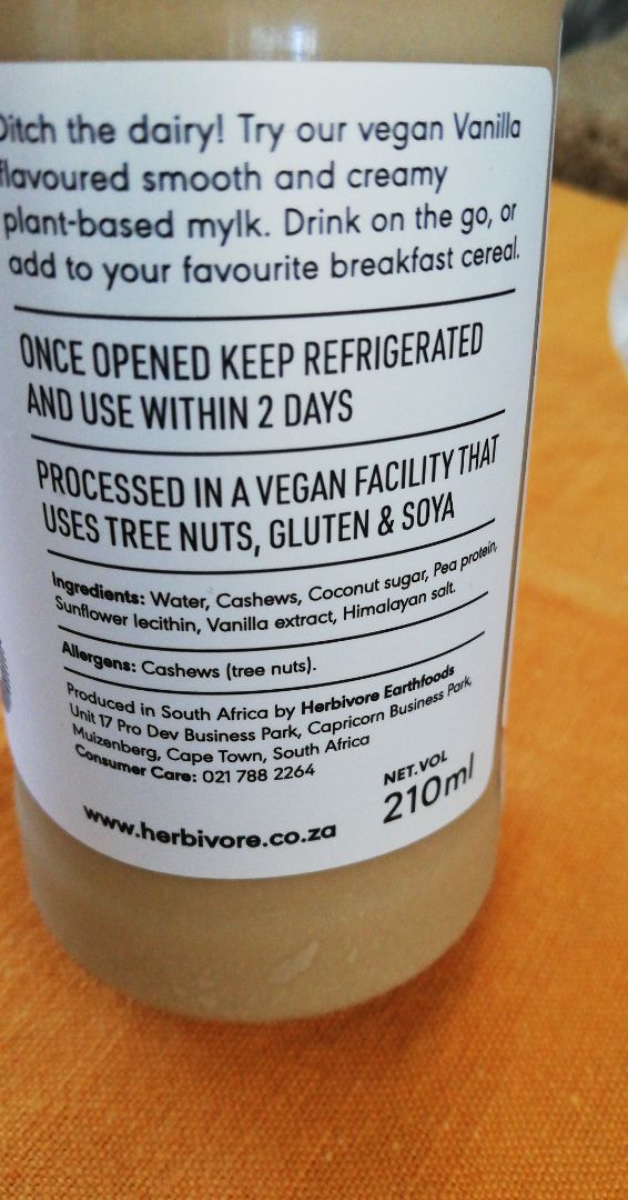 photo of Herbivore Cashew Mylk Vanilla shared by @universeobserver on  25 Apr 2020 - review