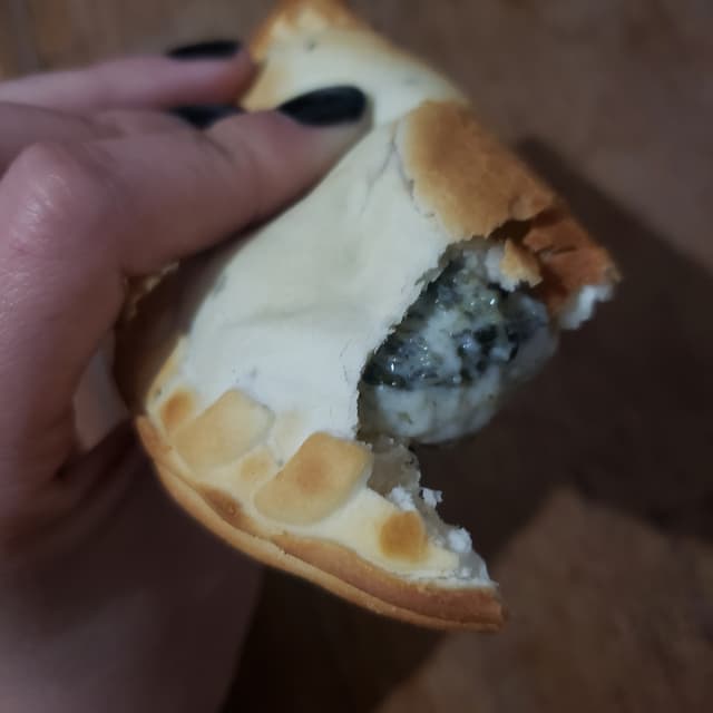 Photo of the dish “Empanada vegana de acelga y queso”