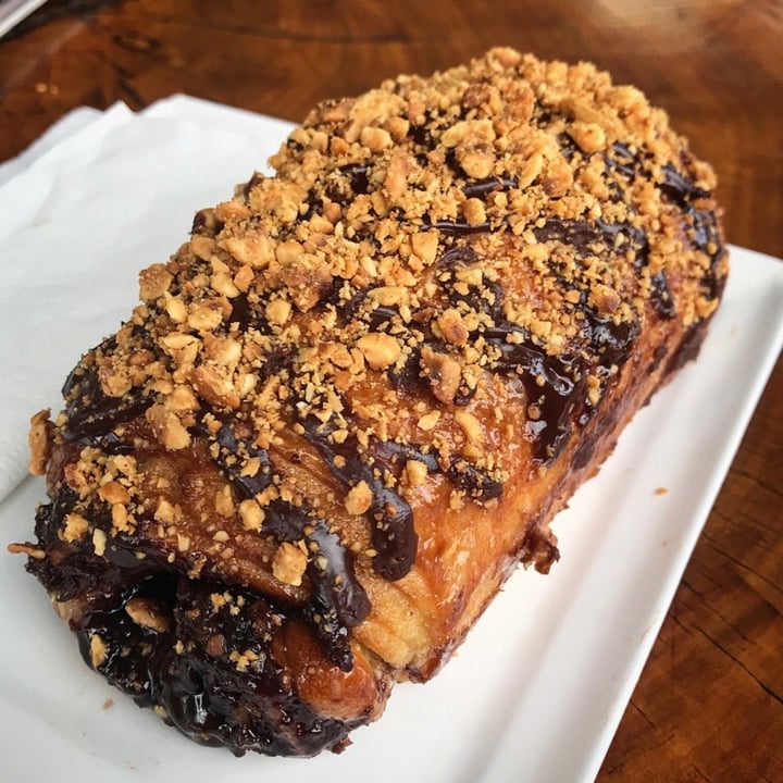 photo of Dolce Bakery Chocolate Hazelnut Danish shared by @capetownvegan on  01 Dec 2020 - review