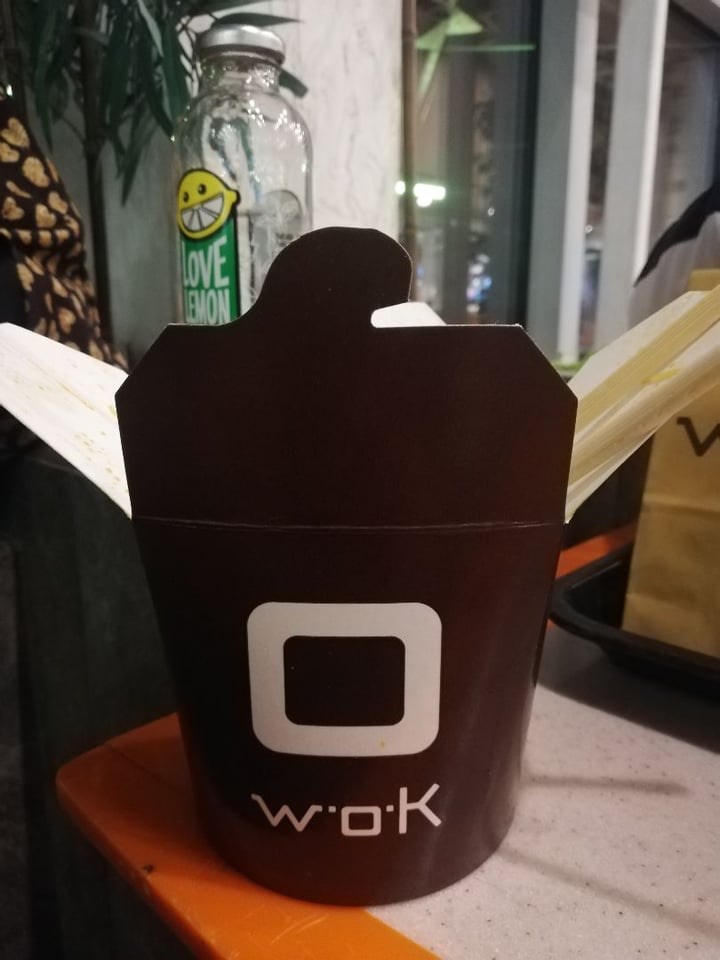 review photo of Wok Chile S.A Fideos de arroz con verduras y jengibre shared by @toryisacat on 05 Jul 2019 - review