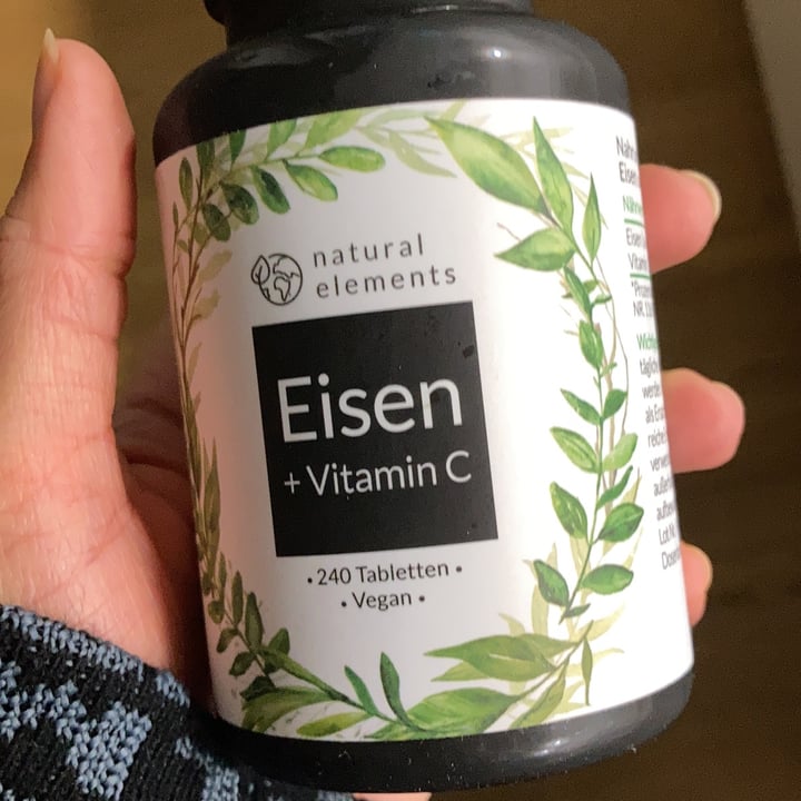 photo of Natural elements Eisen + Vitamin C shared by @sarahcaraman on  19 Nov 2022 - review