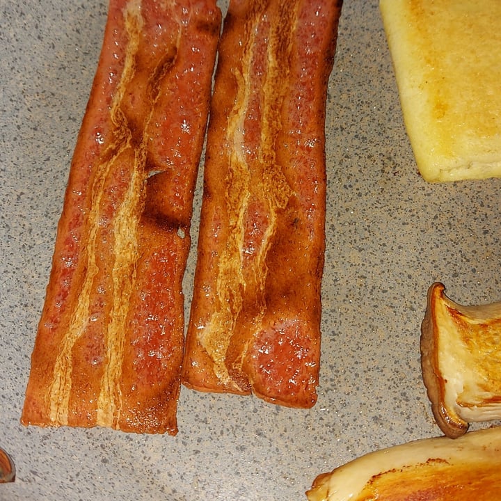 photo of King's Vegetarian Food Vegan Bacon shared by @svraphael88 on  28 Jul 2021 - review