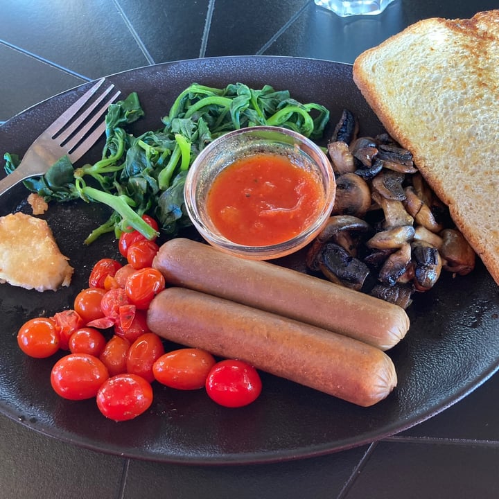 photo of Mugg & Bean Vegan Full Breakfast shared by @rachh2000 on  20 Jun 2021 - review