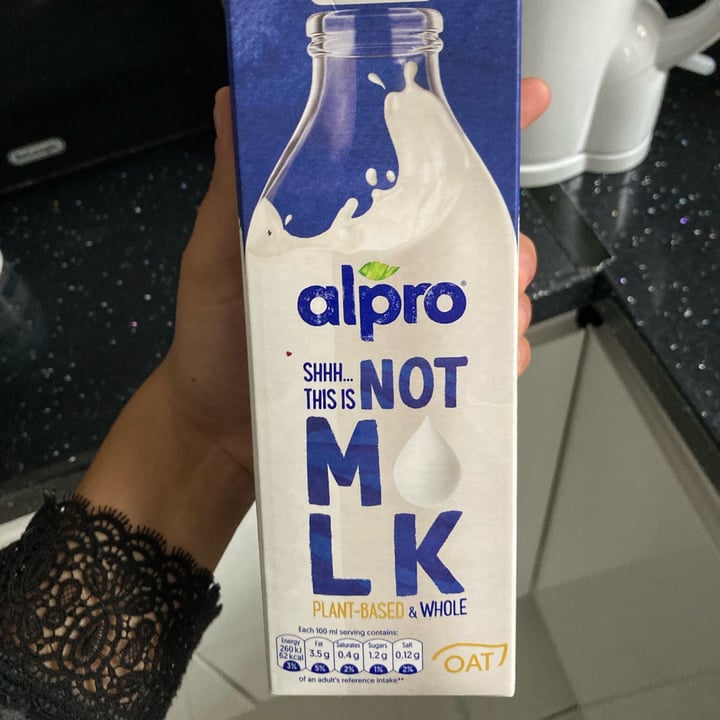 photo of Alpro This is not milk 3,5% Fett shared by @giuliacantamessi on  13 Oct 2022 - review
