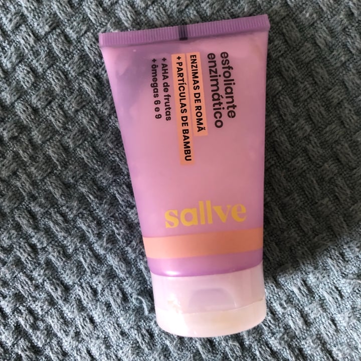 photo of Sallve Esfoliante Enzimático shared by @lubeze on  07 Sep 2021 - review