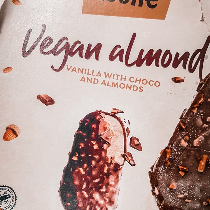 photo of Leone Vegan Almond shared by @brinasan on  16 Aug 2021 - review