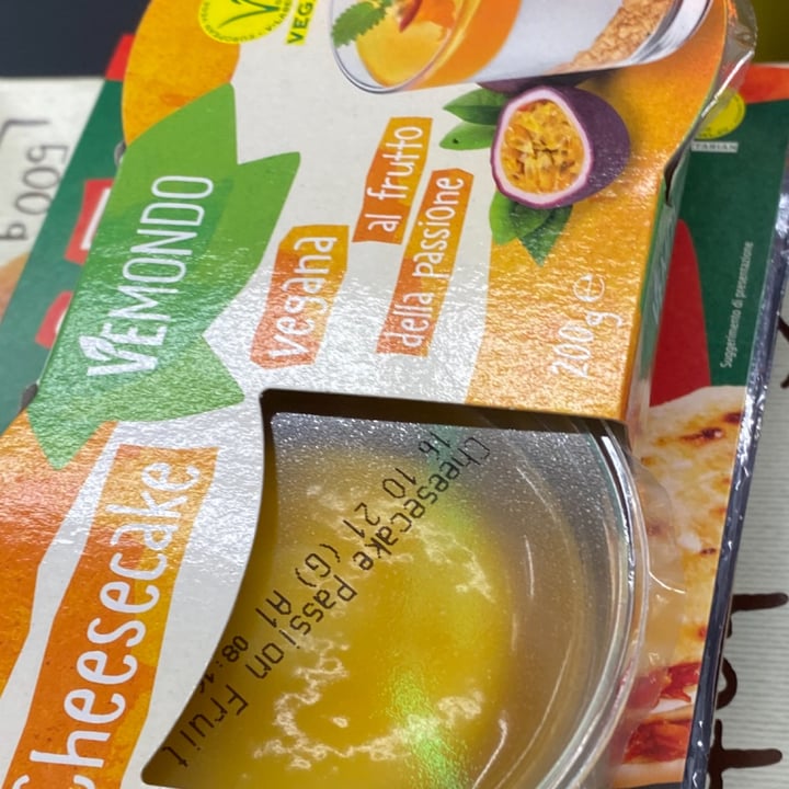 review photo of Vemondo Cheesecake Al Frutto Della Passione shared by @ale30d on 29 Nov 2021 - review