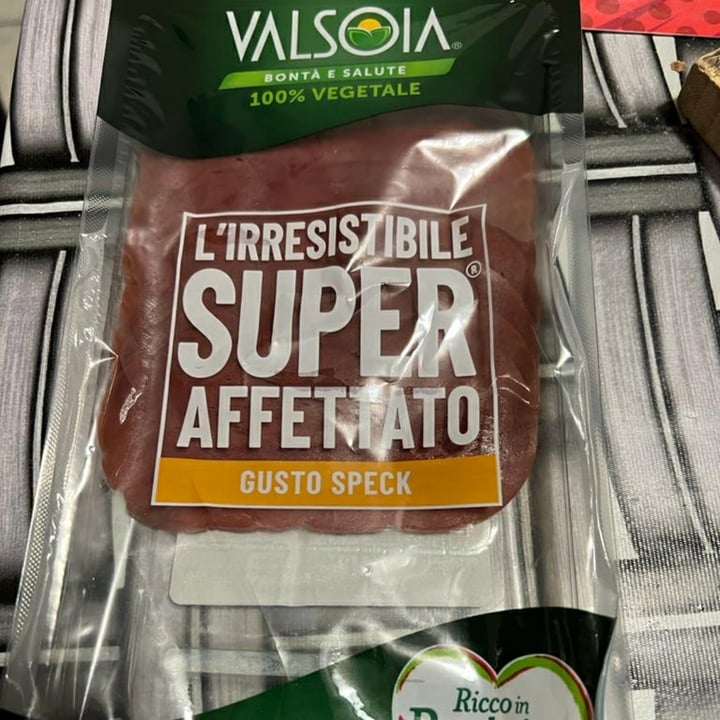 photo of Valsoia affettato vegetale gusto speck shared by @gattopachanga1 on  26 Nov 2022 - review