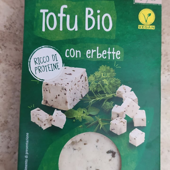 photo of Vemondo  tofu erbette shared by @graziaesse on  03 Sep 2022 - review