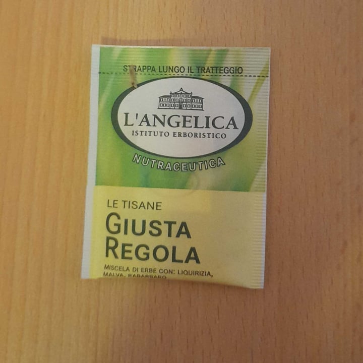 photo of L'angelica Gusto Regola Liquirizia - Malva - Rabarbaro shared by @fabiouwu on  07 Apr 2022 - review