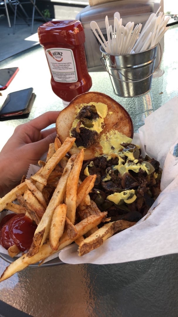review photo of Evolve Modern Vegan Kitchen Philly Mac shared by @stephegn on 02 Dec 2019 - review