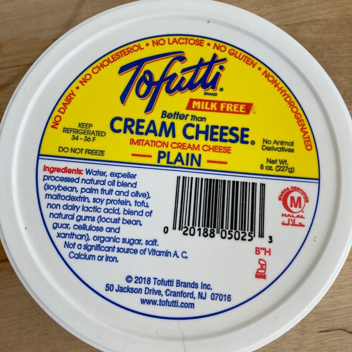 photo of Tofutti Better Than Cream Cheese shared by @leleleah on  22 Jun 2020 - review