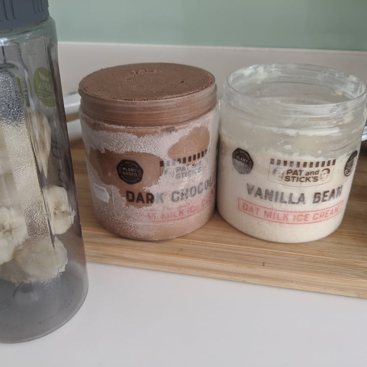 photo of The Pat and Stick Homemade Co. Vanilla Bean Oat Milk Ice Cream shared by @lepapillonterrible on  15 Jun 2020 - review