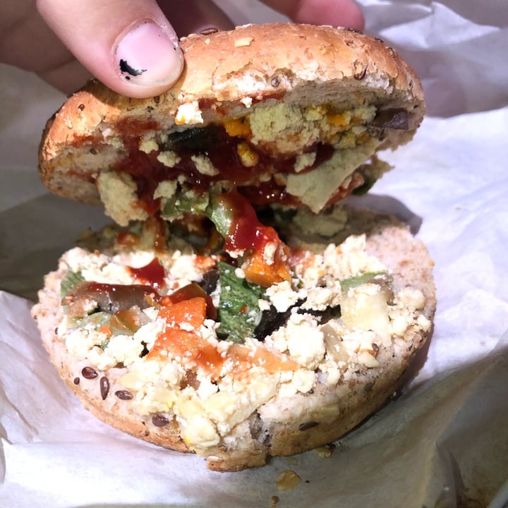 review photo of Costumbres Argentinas Sandwich Vegan shared by @valenmazzolaa on 19 Oct 2021 - review