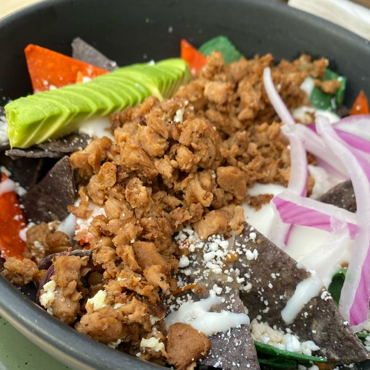 photo of Buena Vida - Plant Based Bar Chilaquiles con soya shared by @cecimvm on  10 Dec 2021 - review