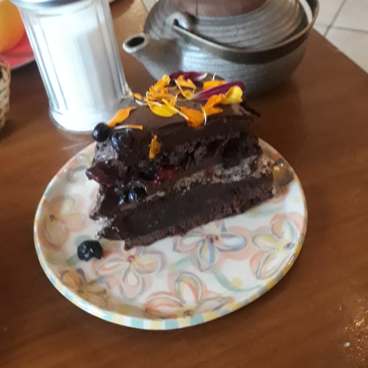 review photo of Casamonte Torta de Chocolate con Frutos Rojos shared by @ramiro090 on 24 Mar 2022 - review