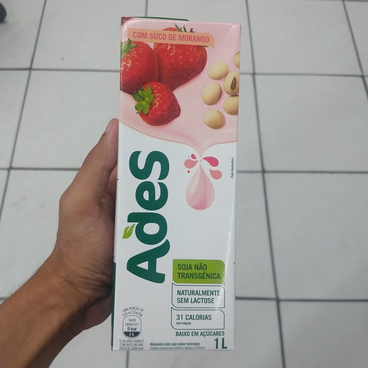 review photo of Ades AdeS Com Suco De Morango - 1 Litro shared by @lucasfg91 on 18 May 2022 - review