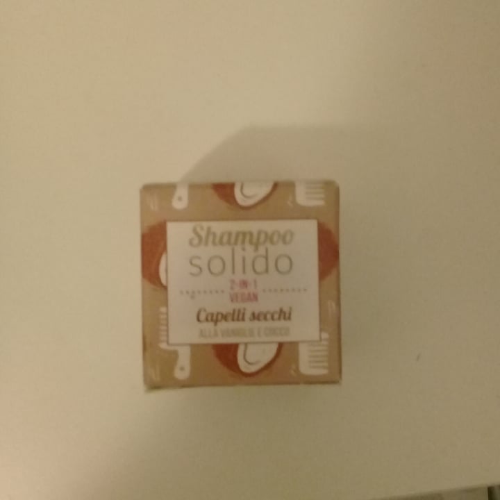 review photo of Lamazuna Champú sólido de vainilla y coco shared by @martadc on 05 Dec 2021 - review