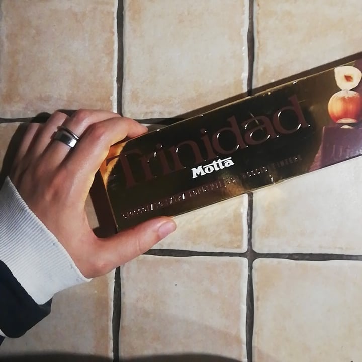 review photo of Motta Torrone fondente e nocciole trinidad shared by @ghaleesi on 05 Feb 2023 - review