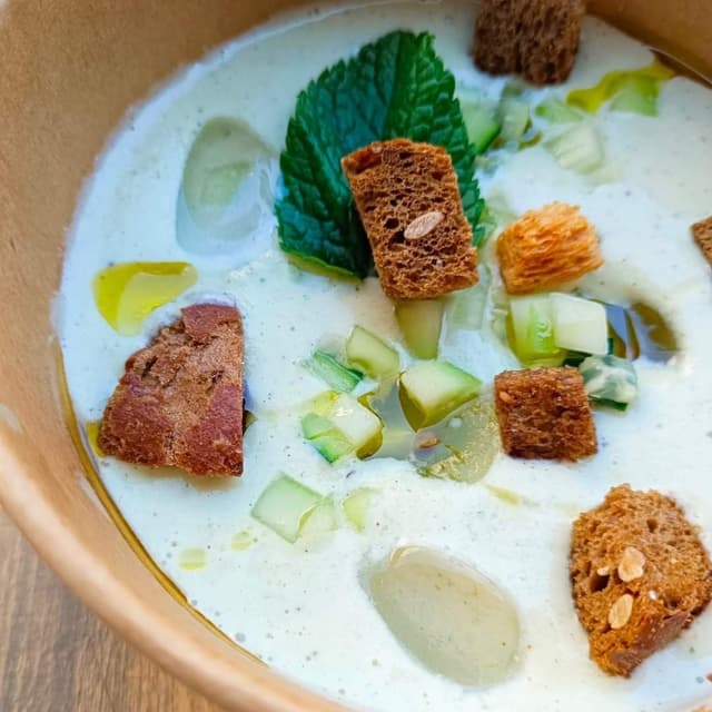 Photo of the dish “Gazpacho con mandorle e uva”