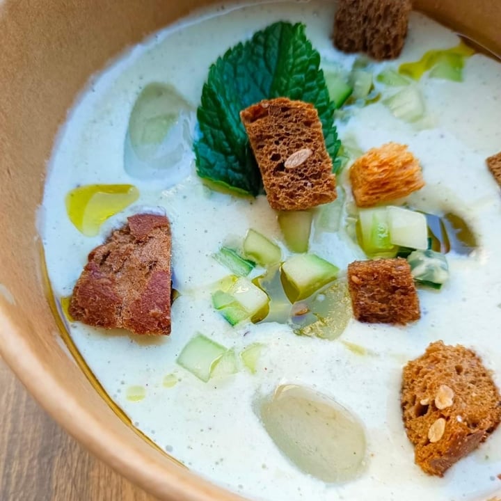 review photo of Vert Pordenone Gazpacho con mandorle e uva shared by @linda28 on 20 Oct 2022 - review