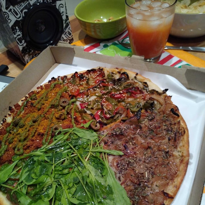 photo of Pizza Vegana Ramos Mejia Pizza verdolaga y caramelita shared by @ayenina2014 on  12 Jun 2020 - review