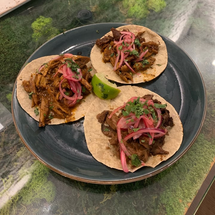 review photo of Pizzi & Dixie Dúo de tacos poblanos shared by @sevoya on 11 Dec 2021 - review