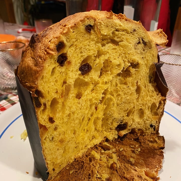 photo of Vegattone Panettone shared by @wabiside on  01 Mar 2022 - review